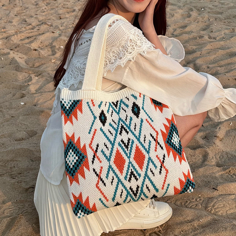 Cross-Border Encrypted Text Delivery Ethnic Style Handbags Women's Bags Woolen Bags Women's Knitted Bags Tote Bags Weaving Trend