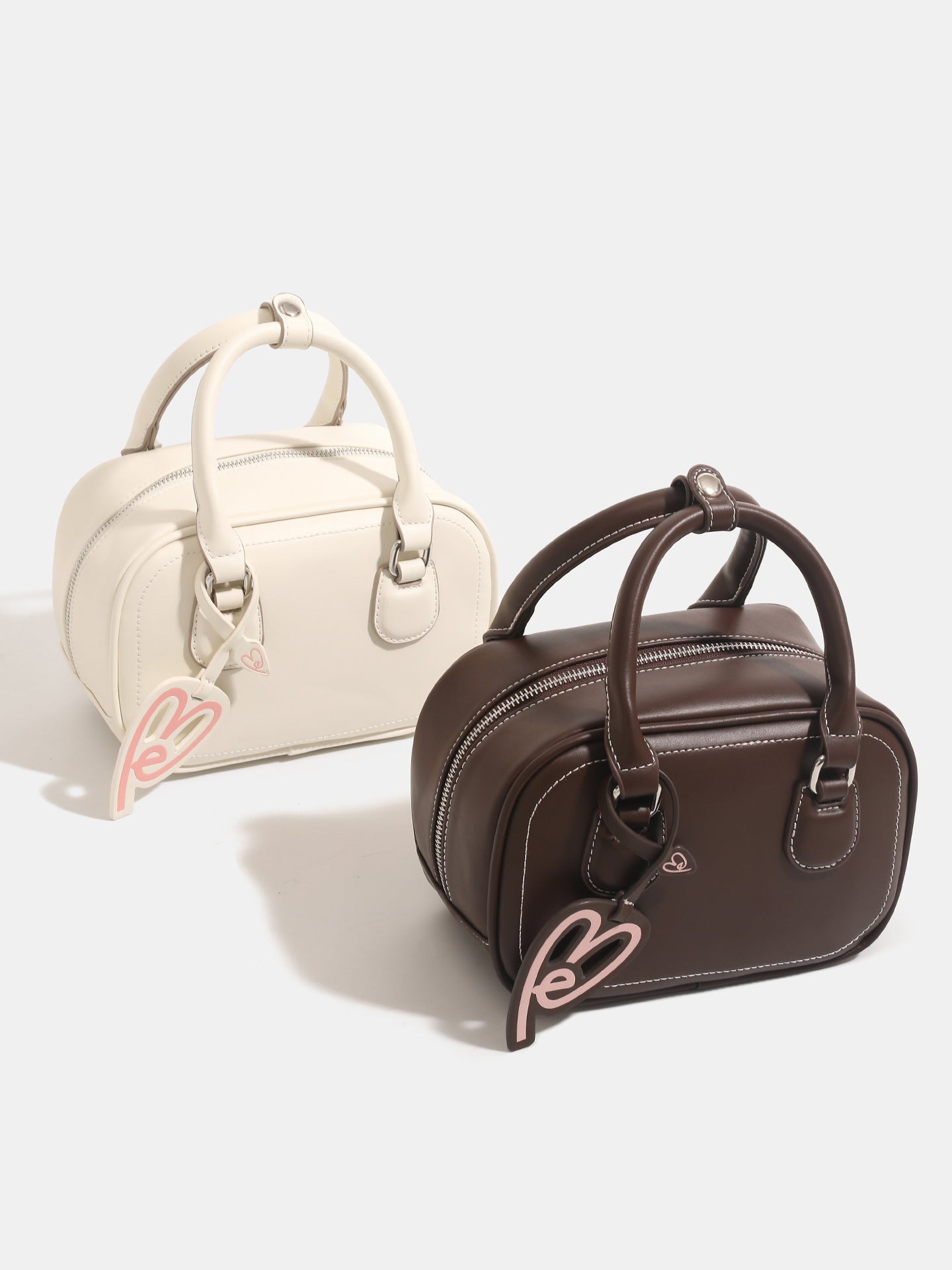 Niche Toast Bag Women's Large Capacity Tote Bag Commuting Shoulder Underarm Bag 2024 New Portable Bowling Bag